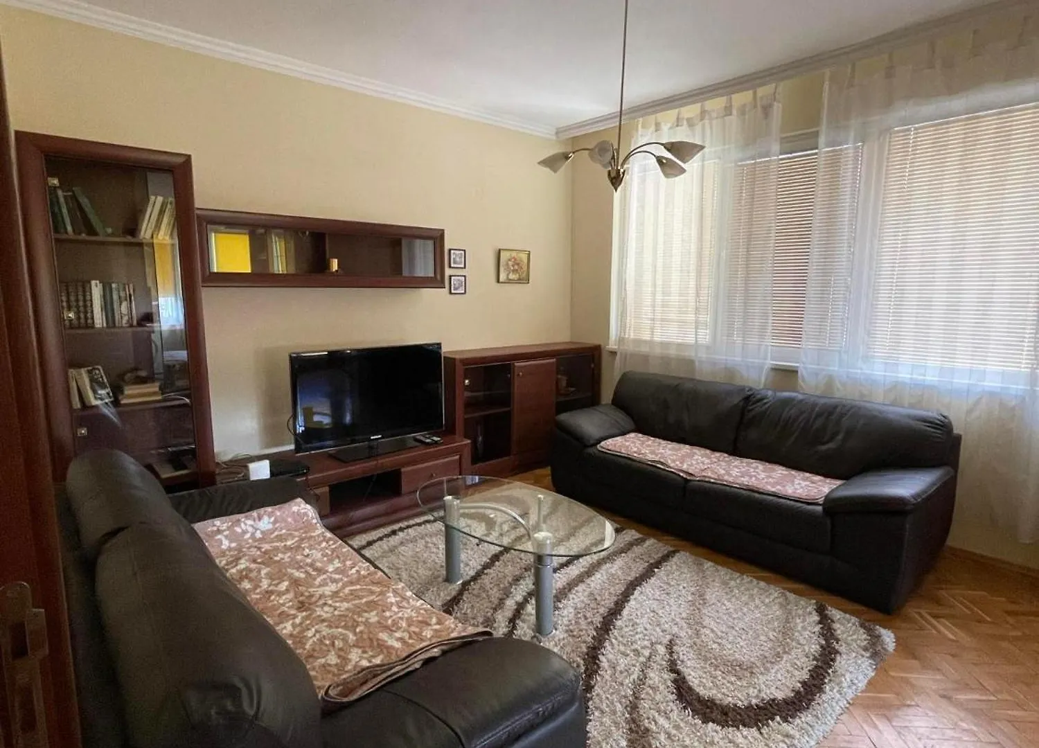 Sunny Cozy Flat In The Centre, Close To Beach, 4 Rooms, 105Sqm Varna Apartment